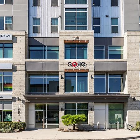 Corner Nest - Luxury Brand New Top Floor 2Bedroom Condo Kelowna Exterior photo