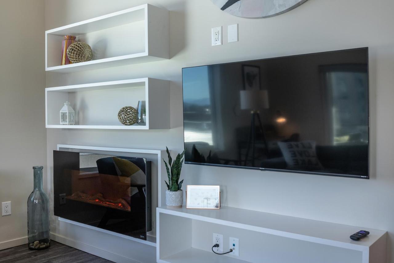 Corner Nest - Luxury Brand New Top Floor 2Bedroom Condo Kelowna Exterior photo