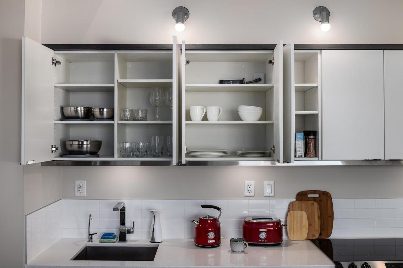 Corner Nest - Luxury Brand New Top Floor 2Bedroom Condo Kelowna Exterior photo